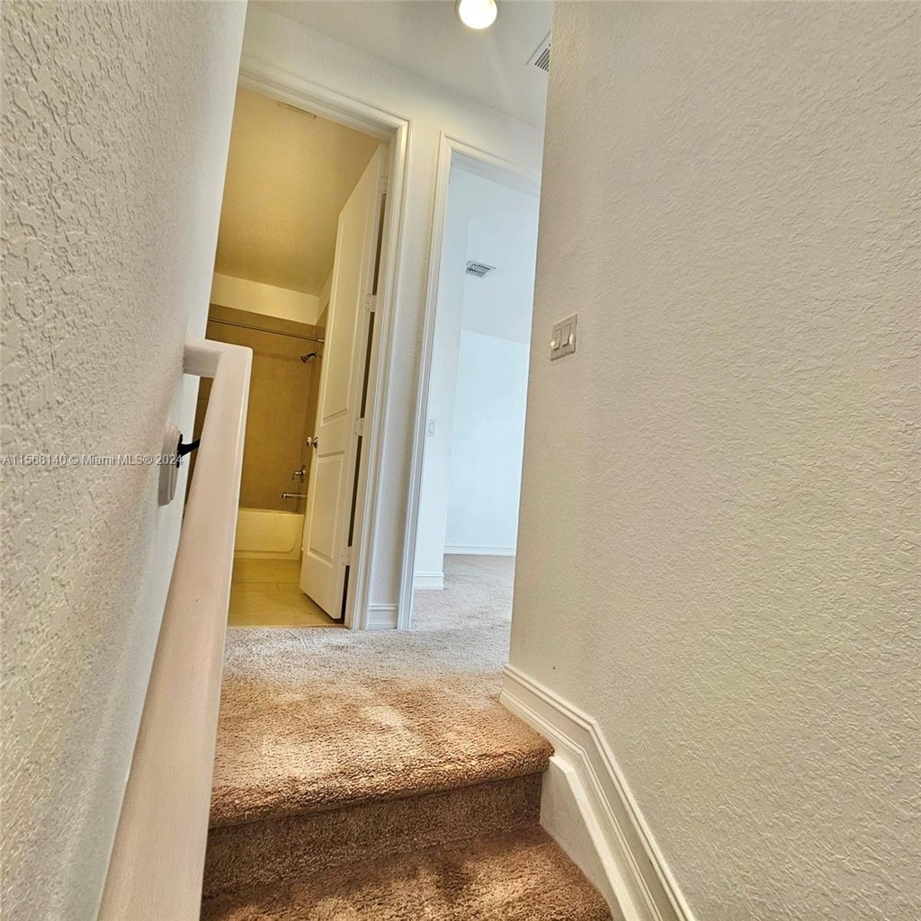 132 E Riverwalk Cir E - Photo 13