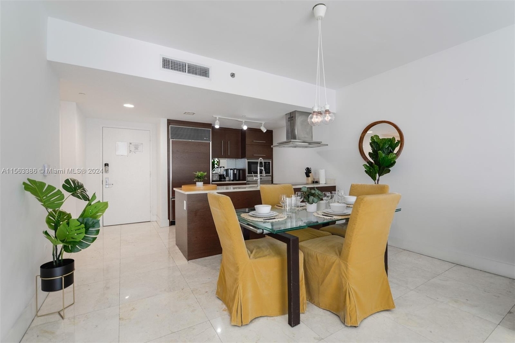 485 Brickell Ave - Photo 9