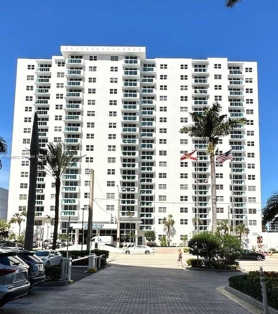 3000 S Ocean Dr - Photo 0