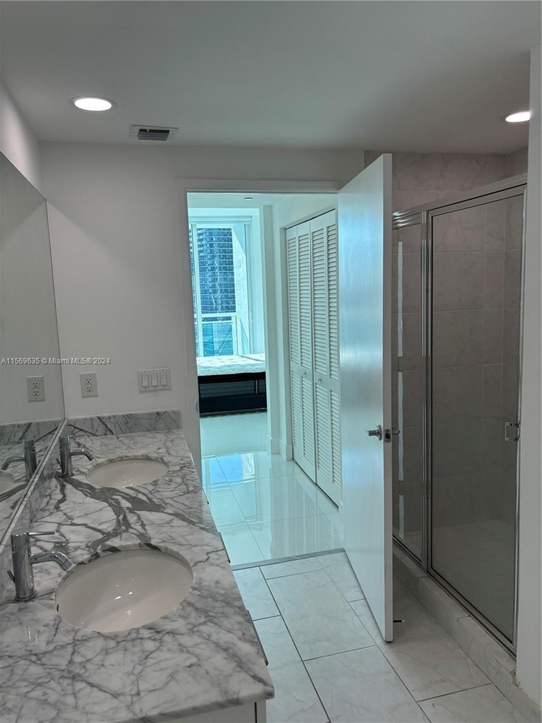 951 Brickell Ave - Photo 8