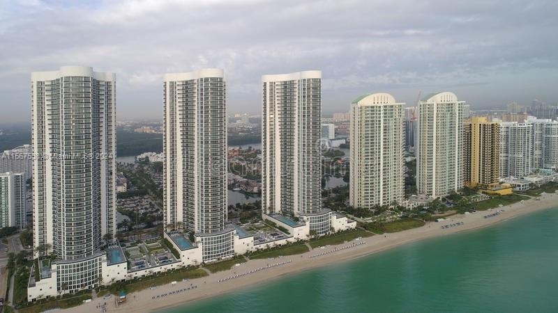 16001 E Collins Ave - Photo 0