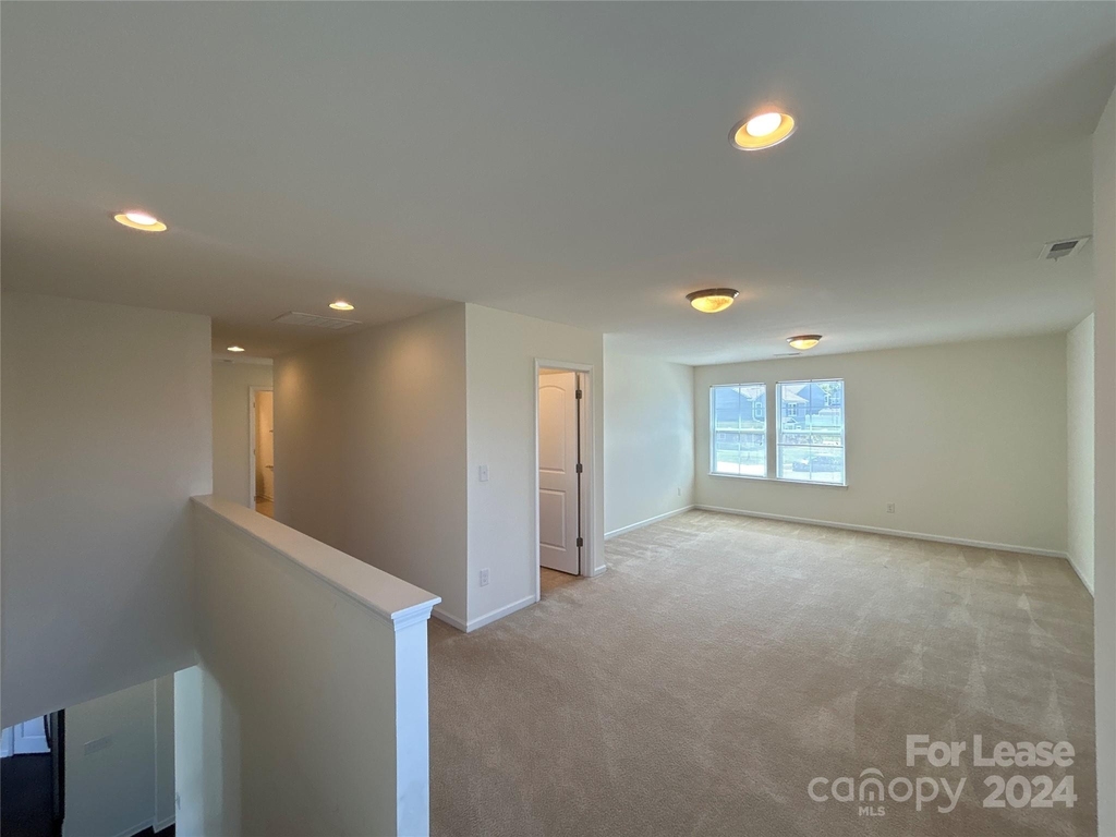 6091 Starnes Drive - Photo 12