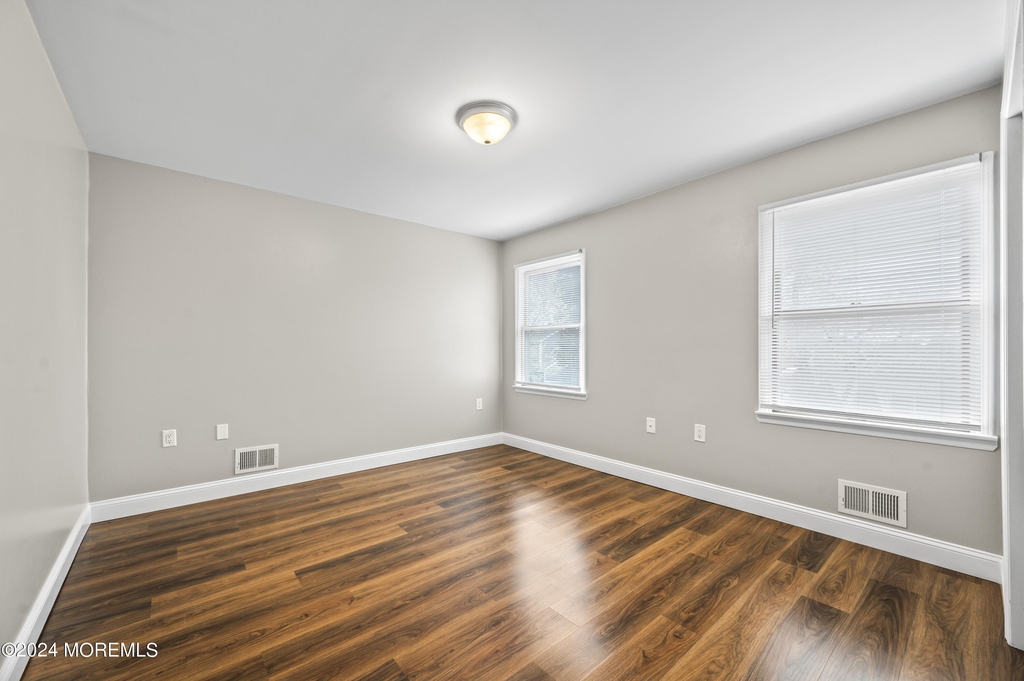 111 F Street - Photo 16