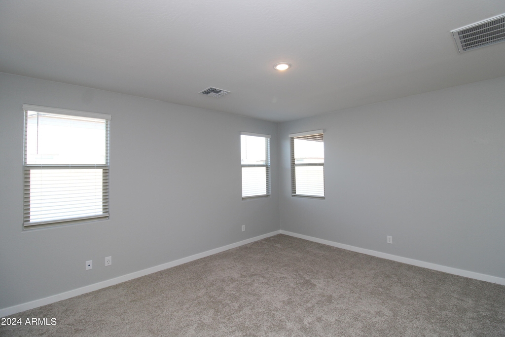 3200 E Malibu Drive - Photo 12