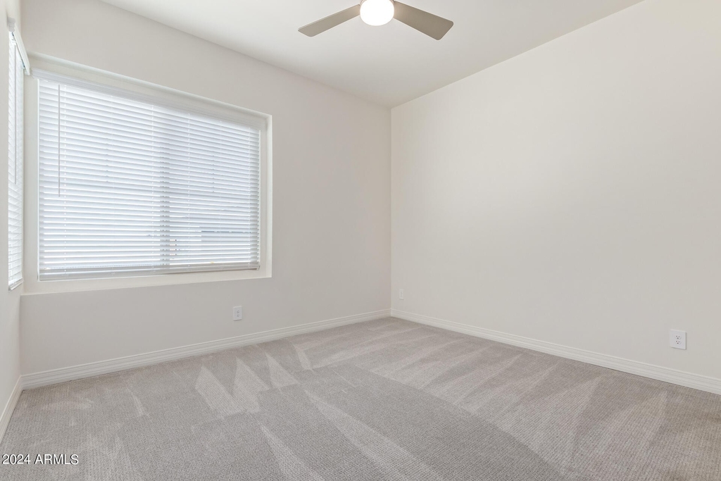 22681 E Bonanza Way - Photo 27