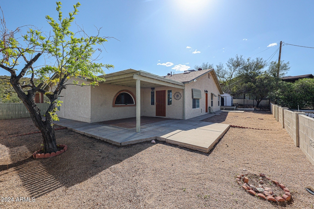 1740 E Camino Del Santo -- - Photo 29