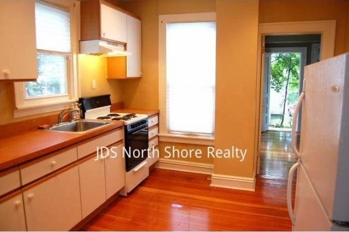 321 Sea Cliff Av - Photo 1