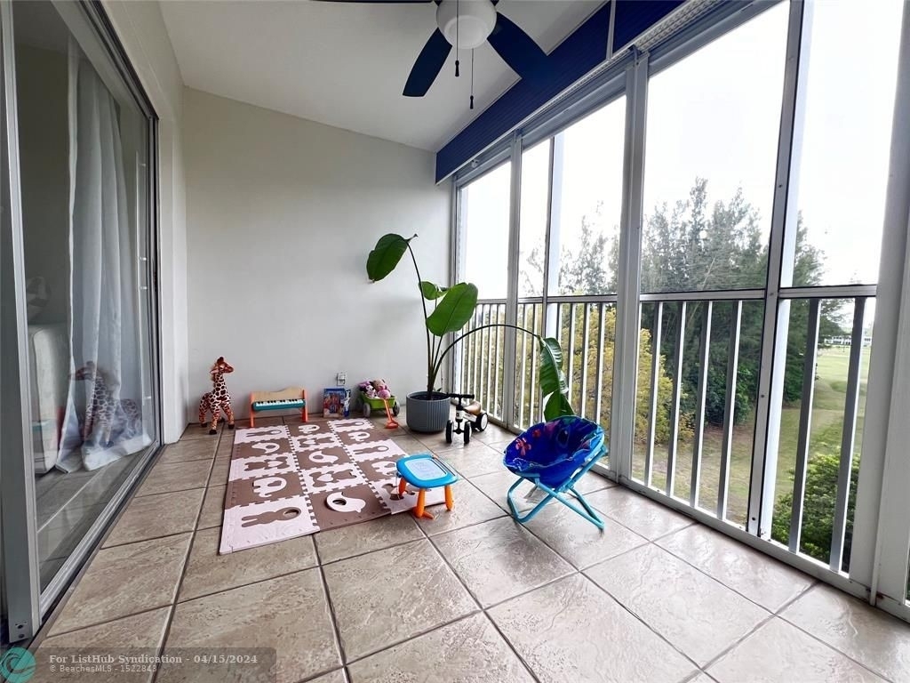 3200 N Palm Aire Dr - Photo 13