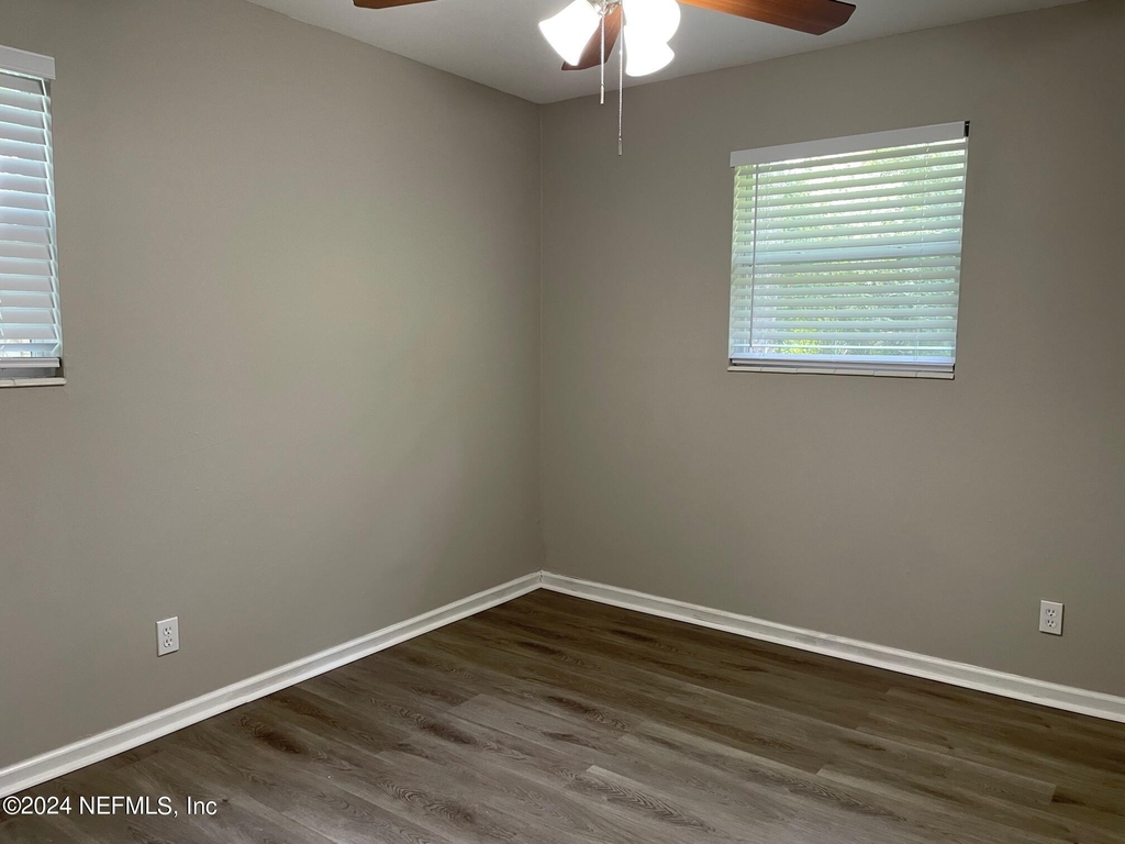 6928 Goldilocks Lane - Photo 11