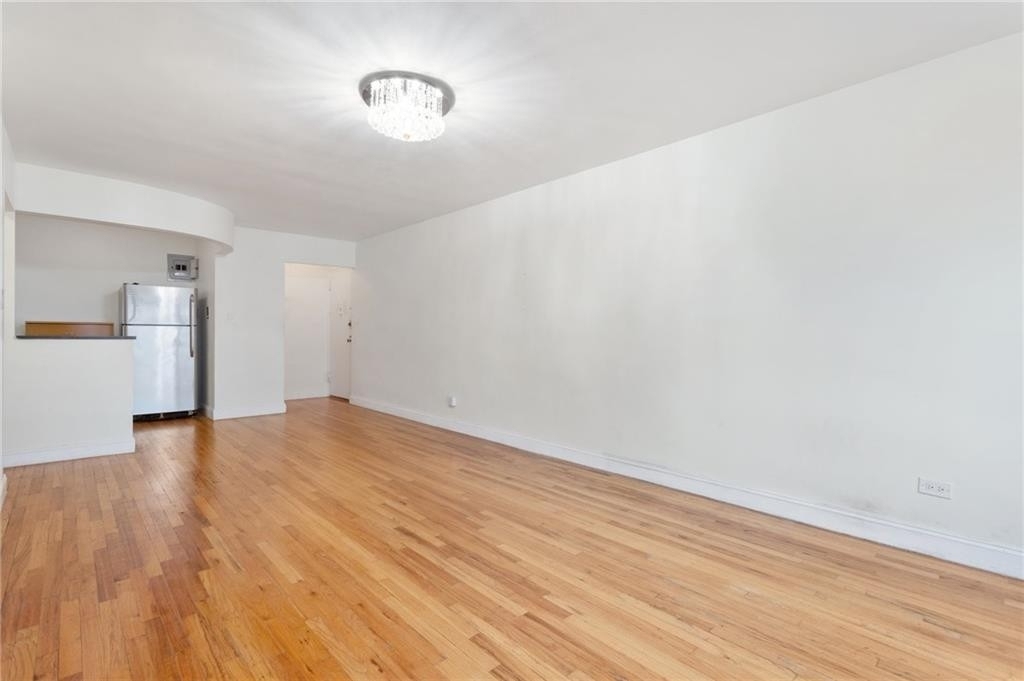 2600 East 21st Street - Photo 3