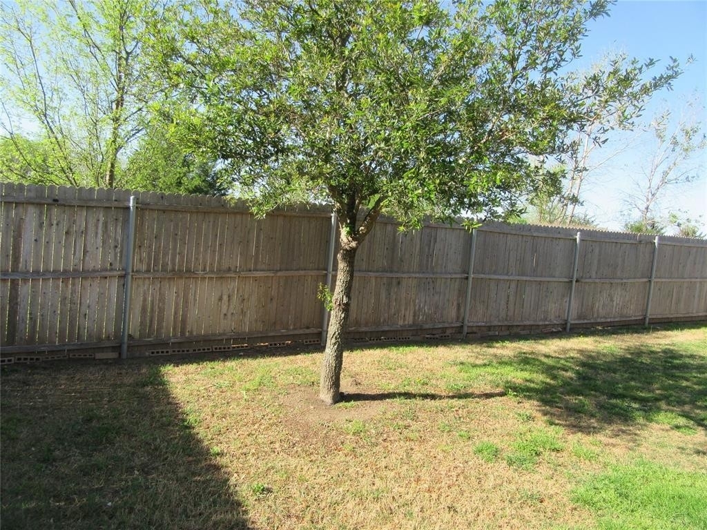 1901 Burl Lane - Photo 12