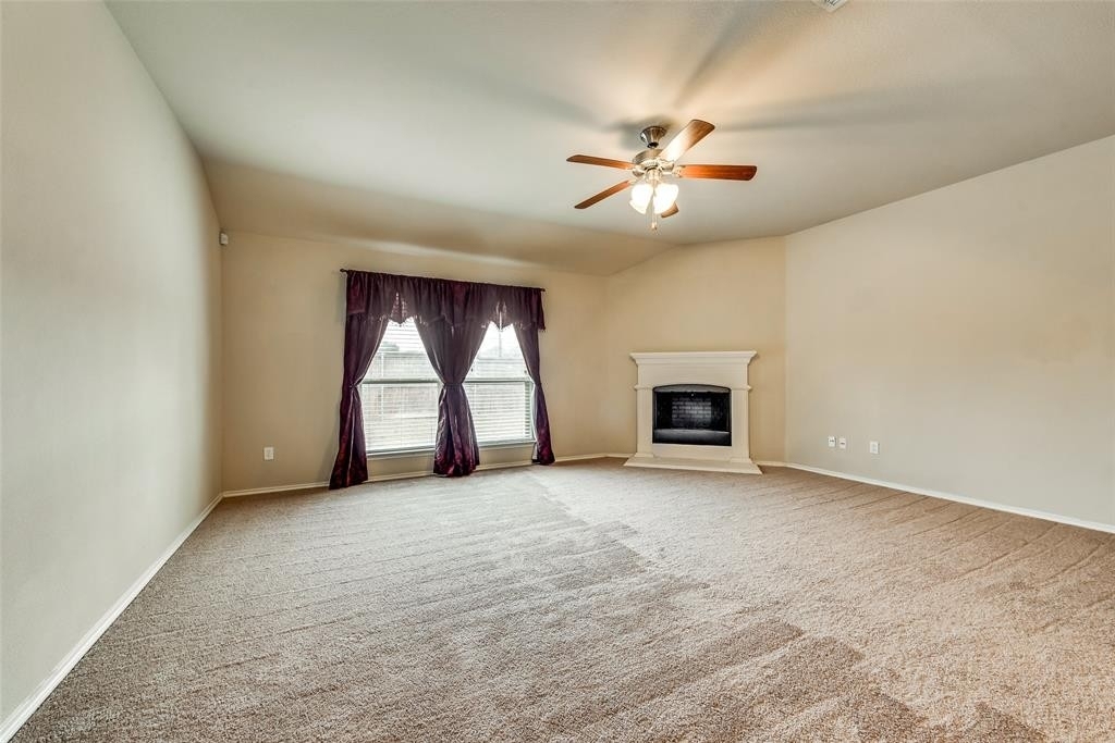 1213 Lone Pine Drive - Photo 4