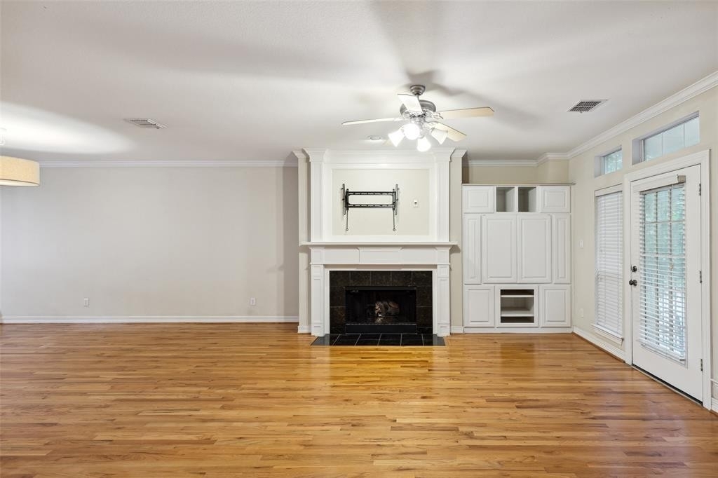 3943 N Hall Street - Photo 12