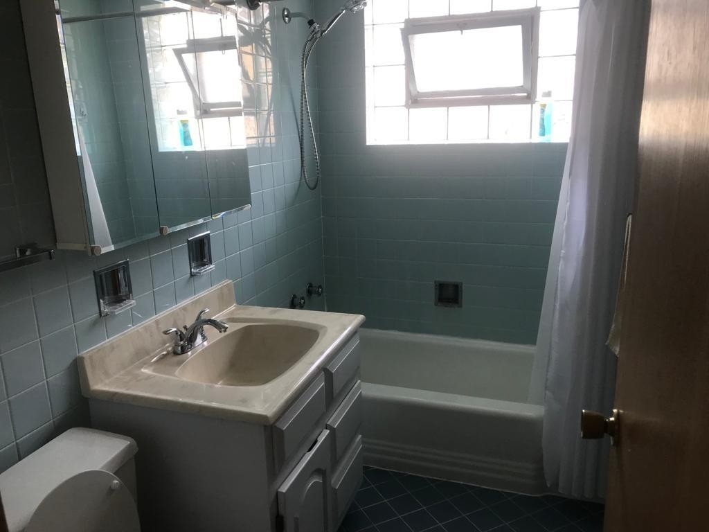 1425 W Touhy Avenue - Photo 6