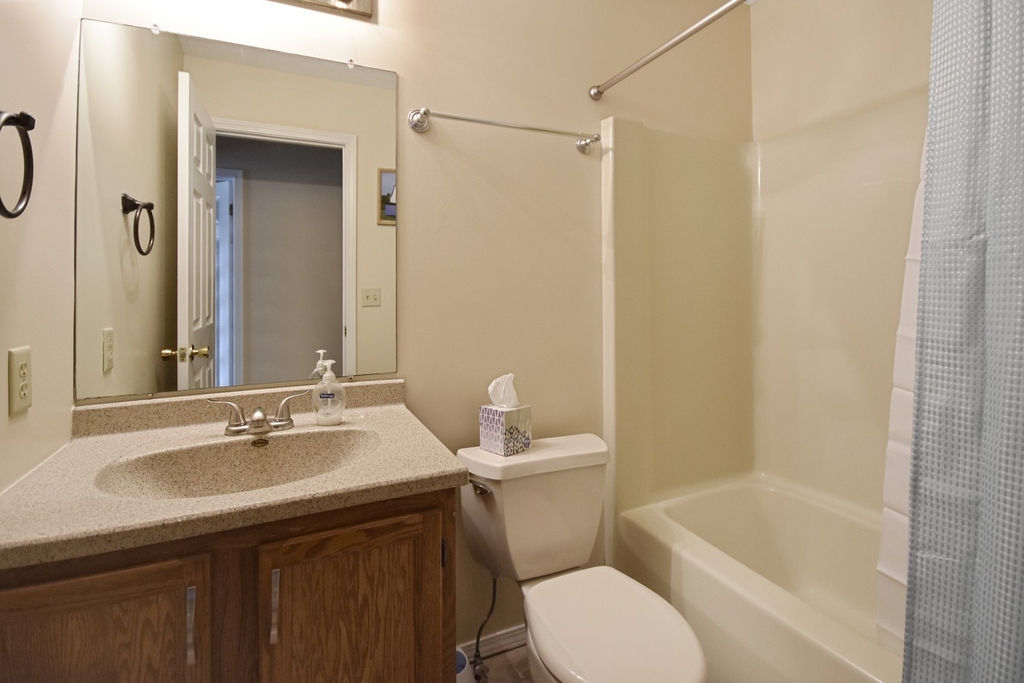 421 Park Creek Court - Photo 14