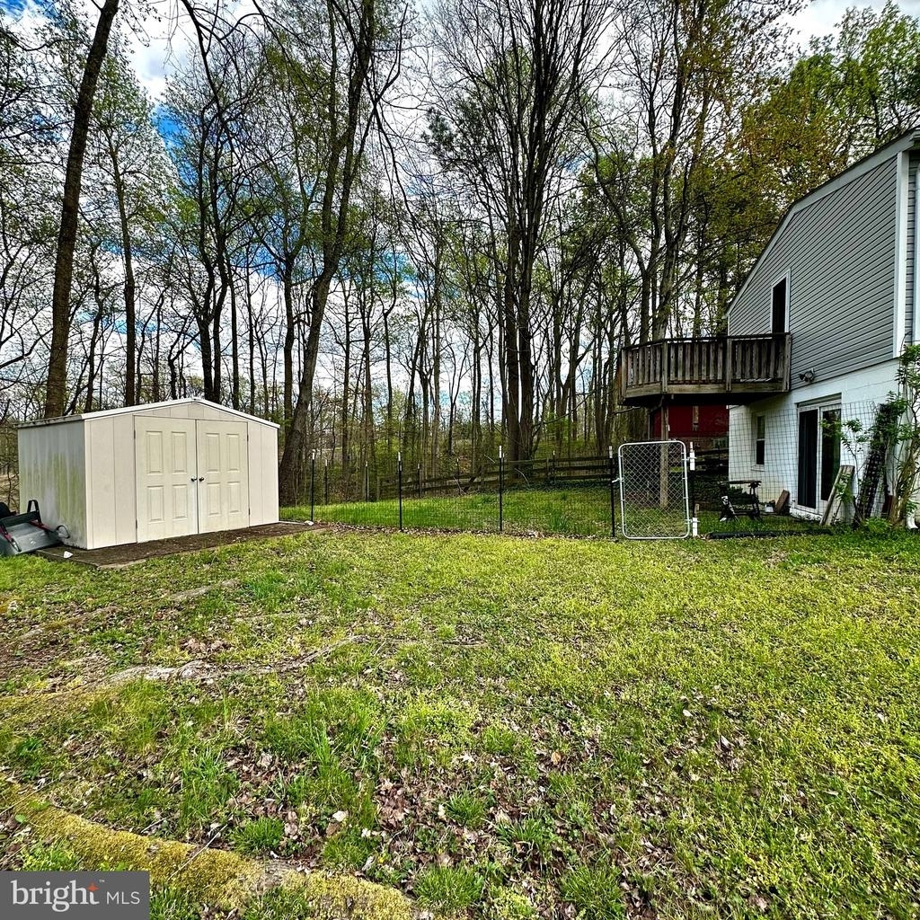 2490 Linwood Ln - Photo 21