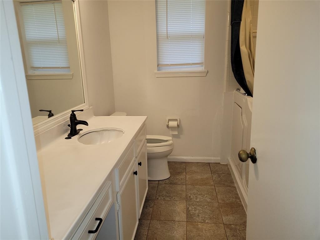 8230 Amurwood - Photo 13