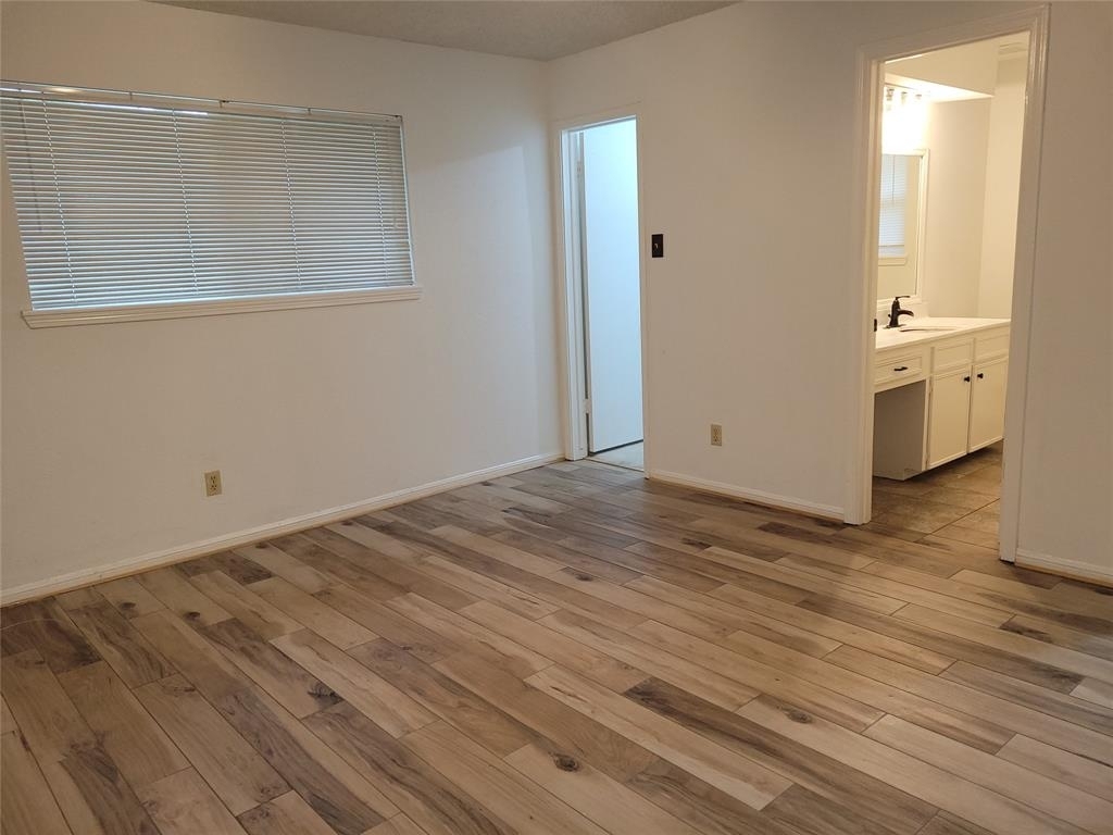 8230 Amurwood - Photo 12