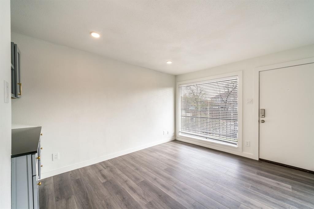 1309 Blair Street - Photo 6