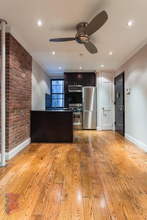 Copy of 438 West 52nd Street, Unit 1a - Photo 2