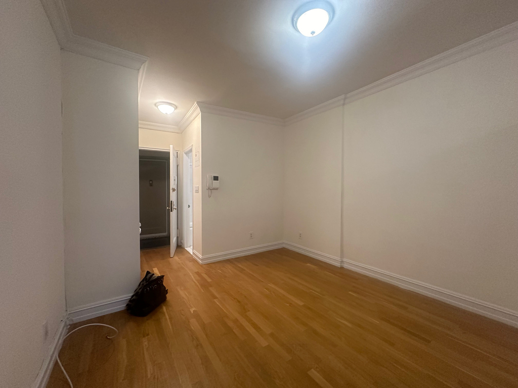 226 East 74th Street - Photo 1