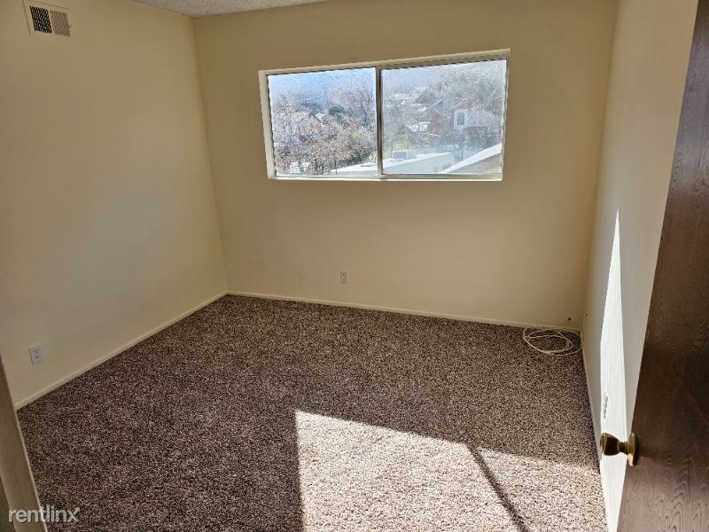 633 Pasadena Unit 2 - Photo 15