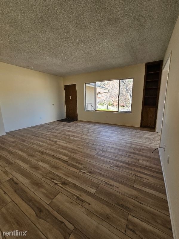 633 Pasadena Unit 2 - Photo 5