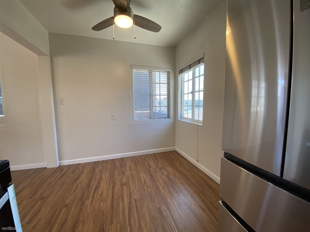 3033 Broadway - Photo 5