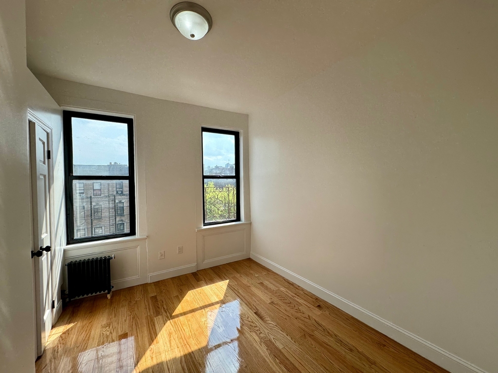 511 West 175th Street - Photo 13