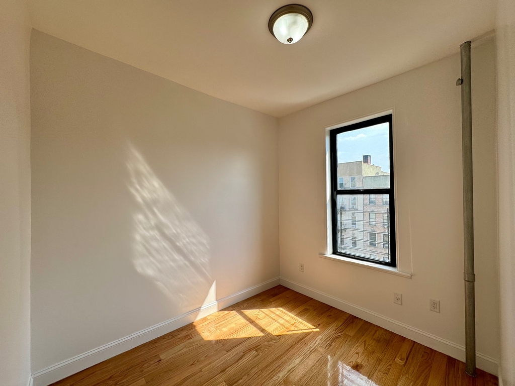 511 West 175th Street - Photo 6