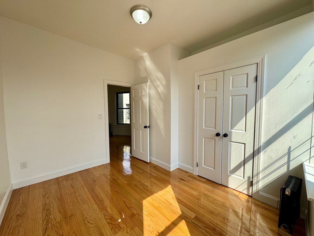 511 West 175th Street - Photo 10