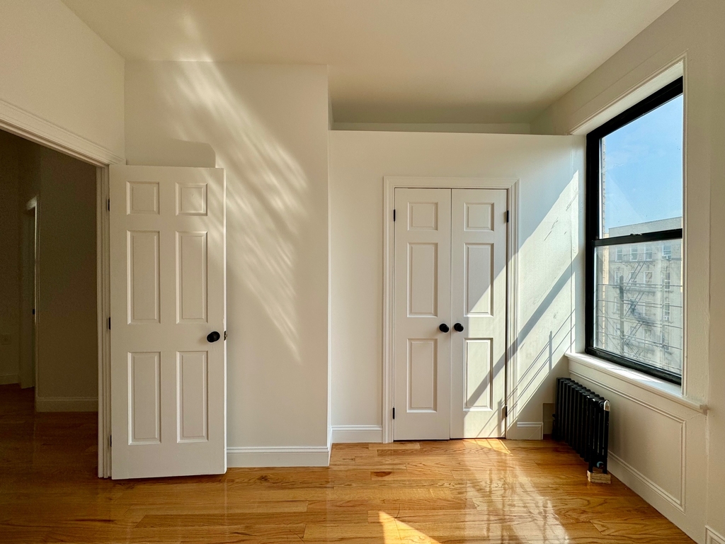 511 West 175th Street - Photo 11