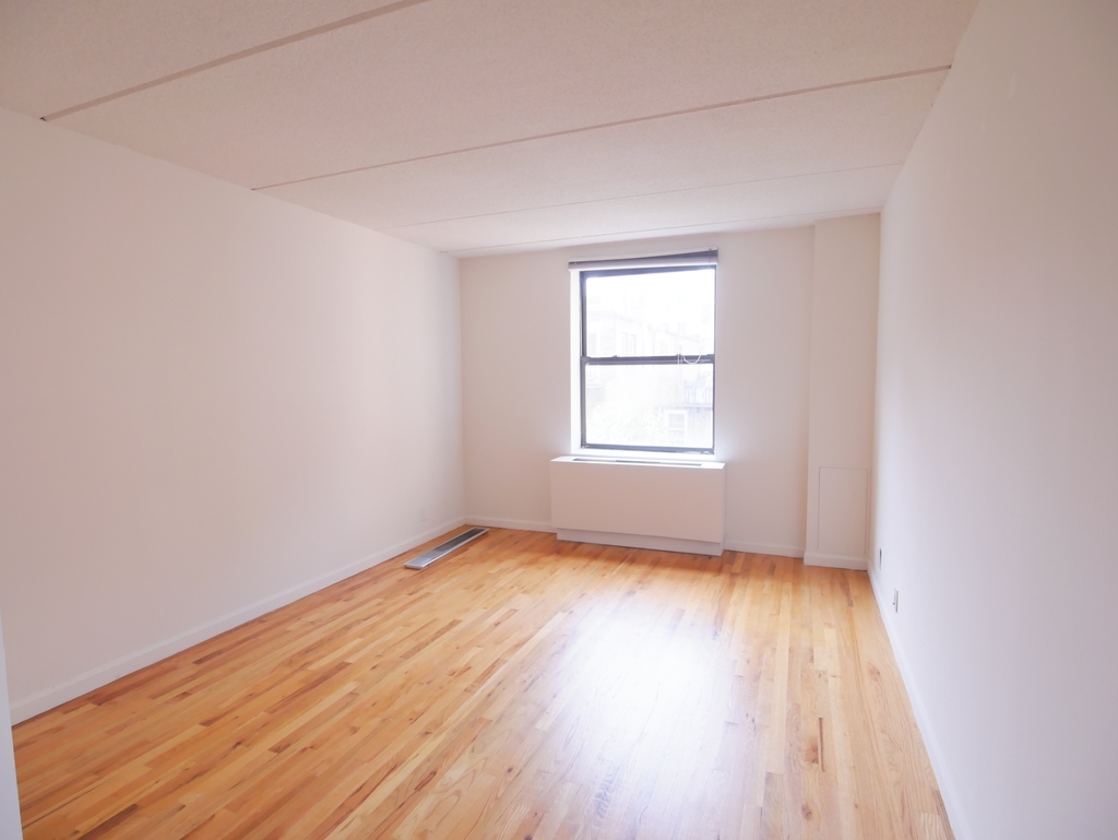 94 East 4th Street - Photo 8