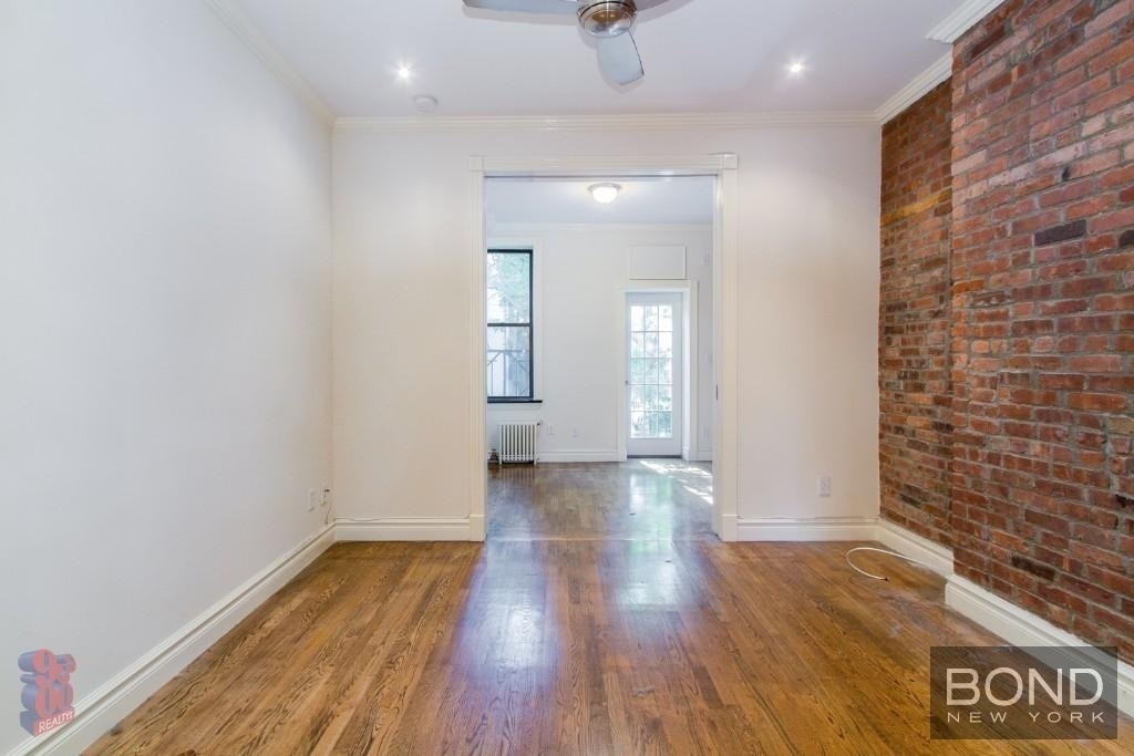 250 Mott Street - Photo 1