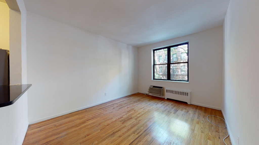 318 East 89th Street - Photo 0