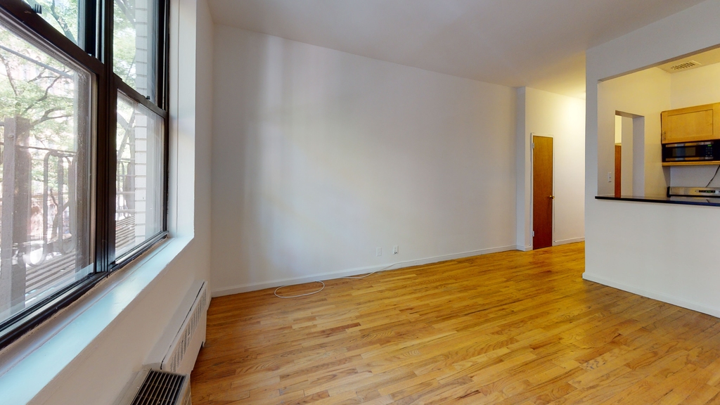 318 East 89th Street - Photo 1