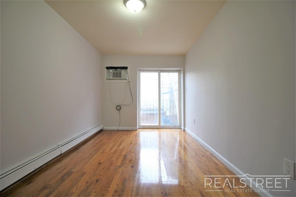 227a Malcolm X Blvd - Photo 8