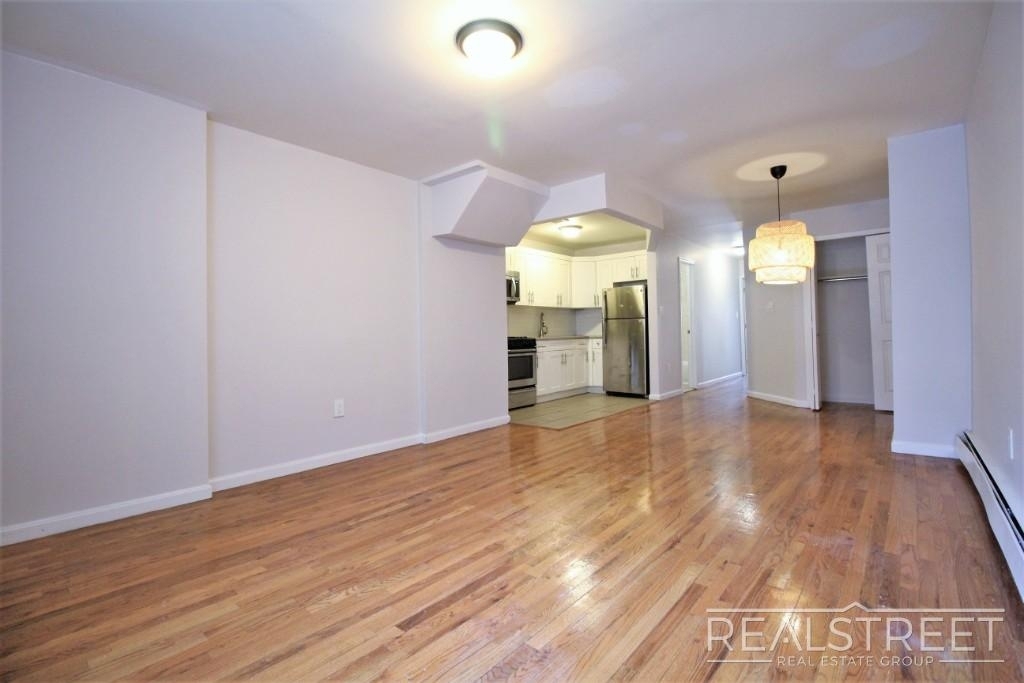 227a Malcolm X Blvd - Photo 0