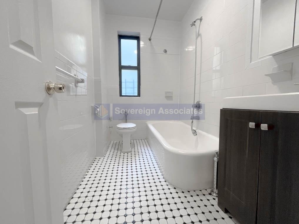 106 Fort Washington Avenue - Photo 4