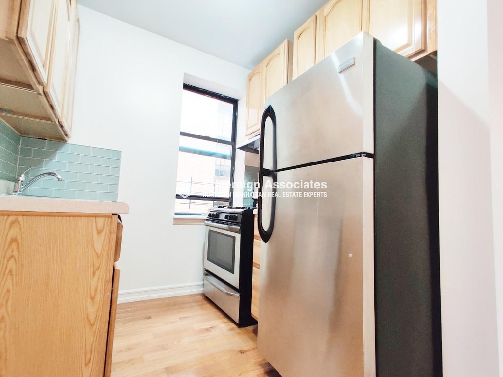 715 West 172nd Street - Photo 11