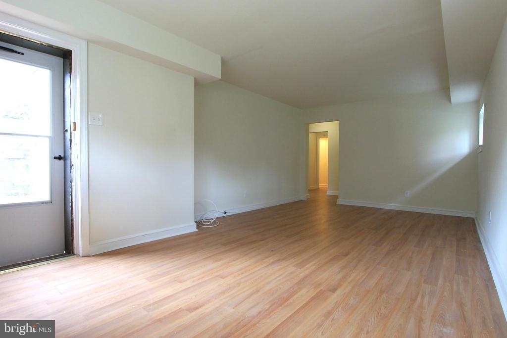 353 W Mt. Airy Avenue - Photo 2