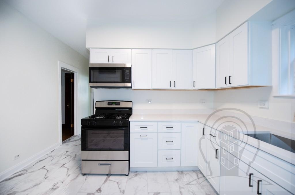 5051 W Berenice - Photo 2
