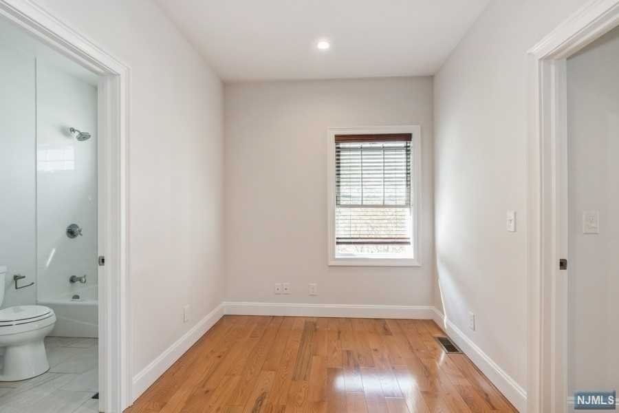 155 Jefferson Avenue - Photo 14