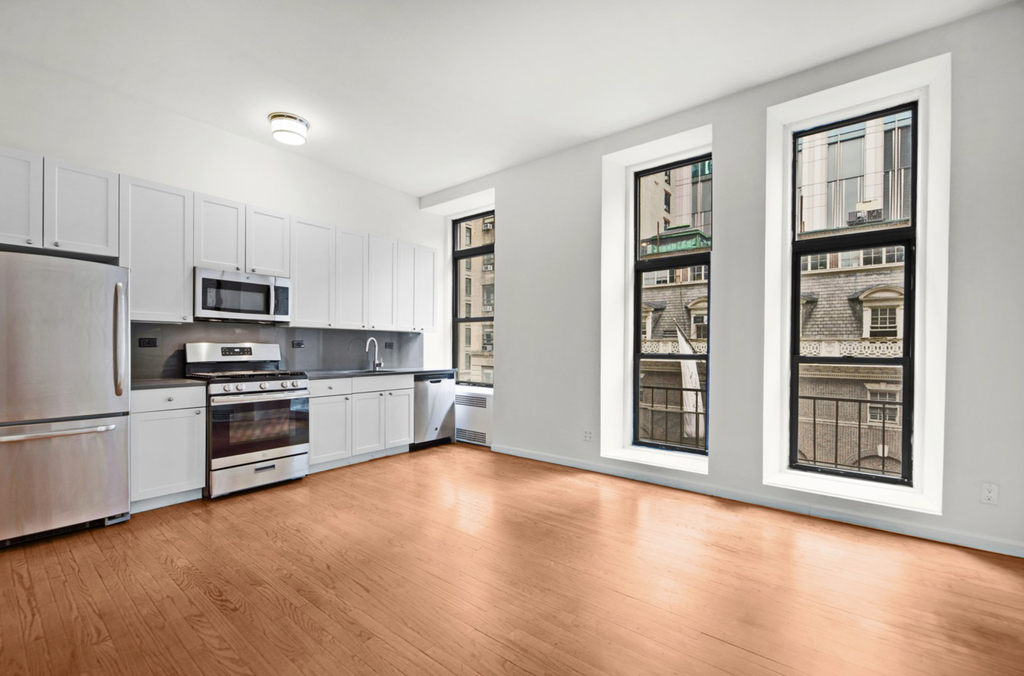 E 30th St - Madison Ave | NoMad | Midtown Manhattan - Photo 2