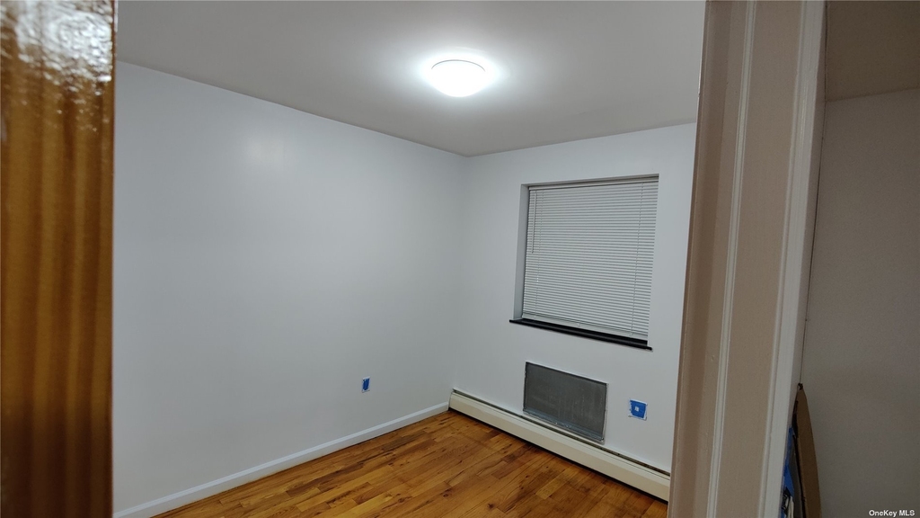 186-17 Jamaica Avenue - Photo 3