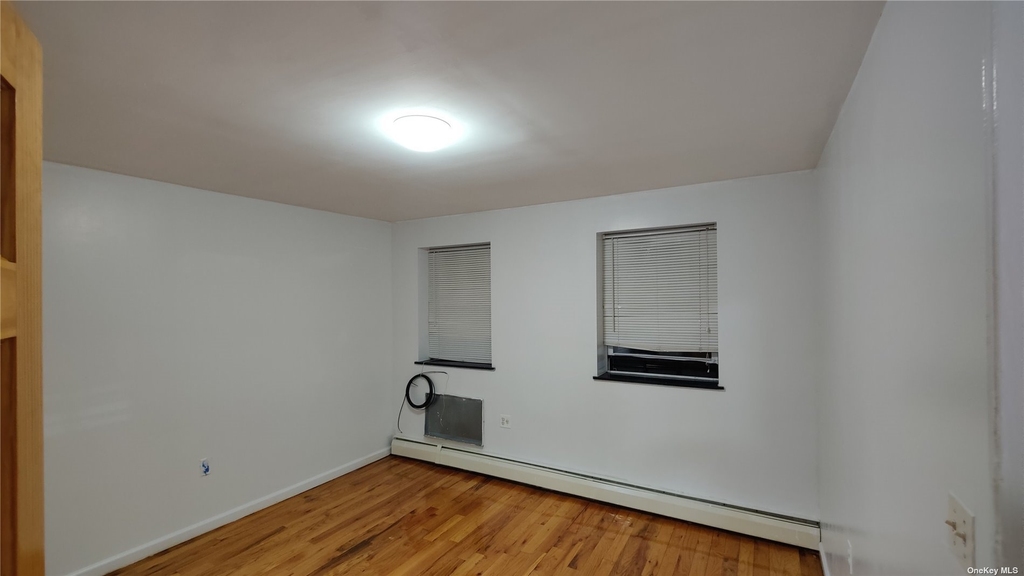 186-17 Jamaica Avenue - Photo 12