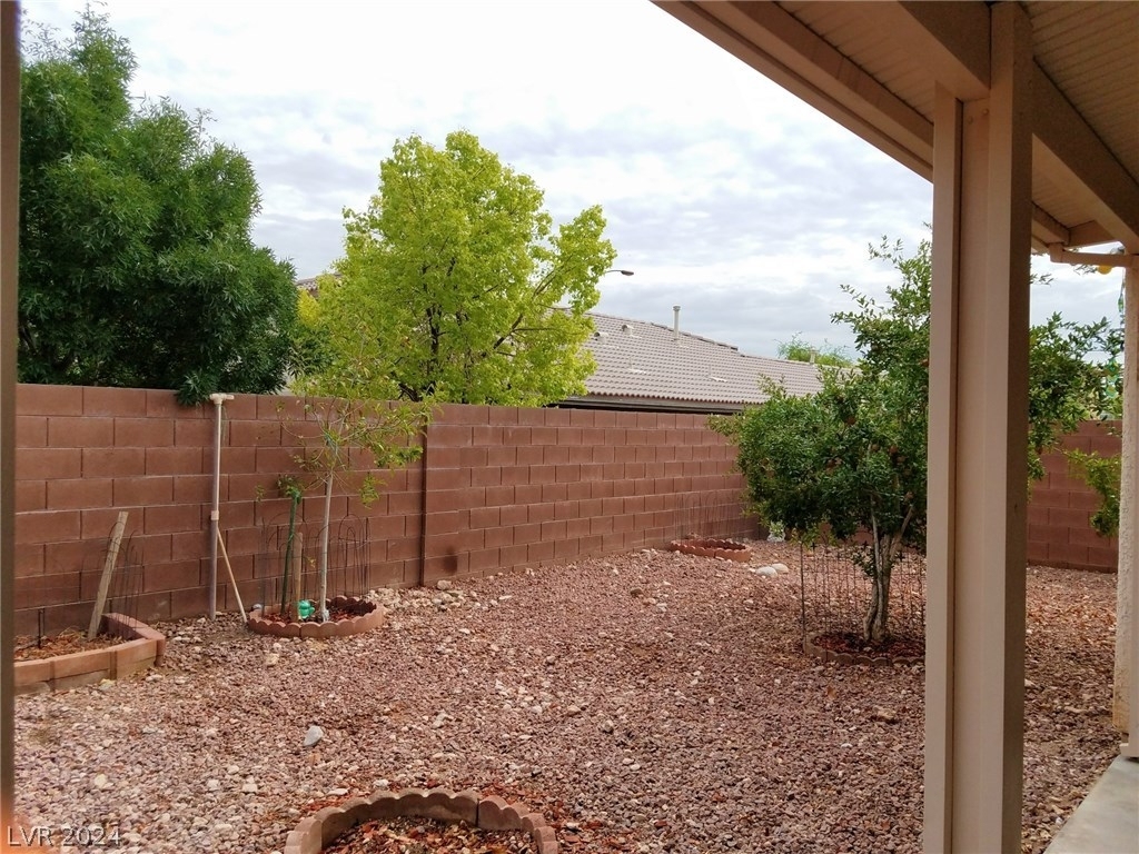 8420 Carbon Heights Court - Photo 13