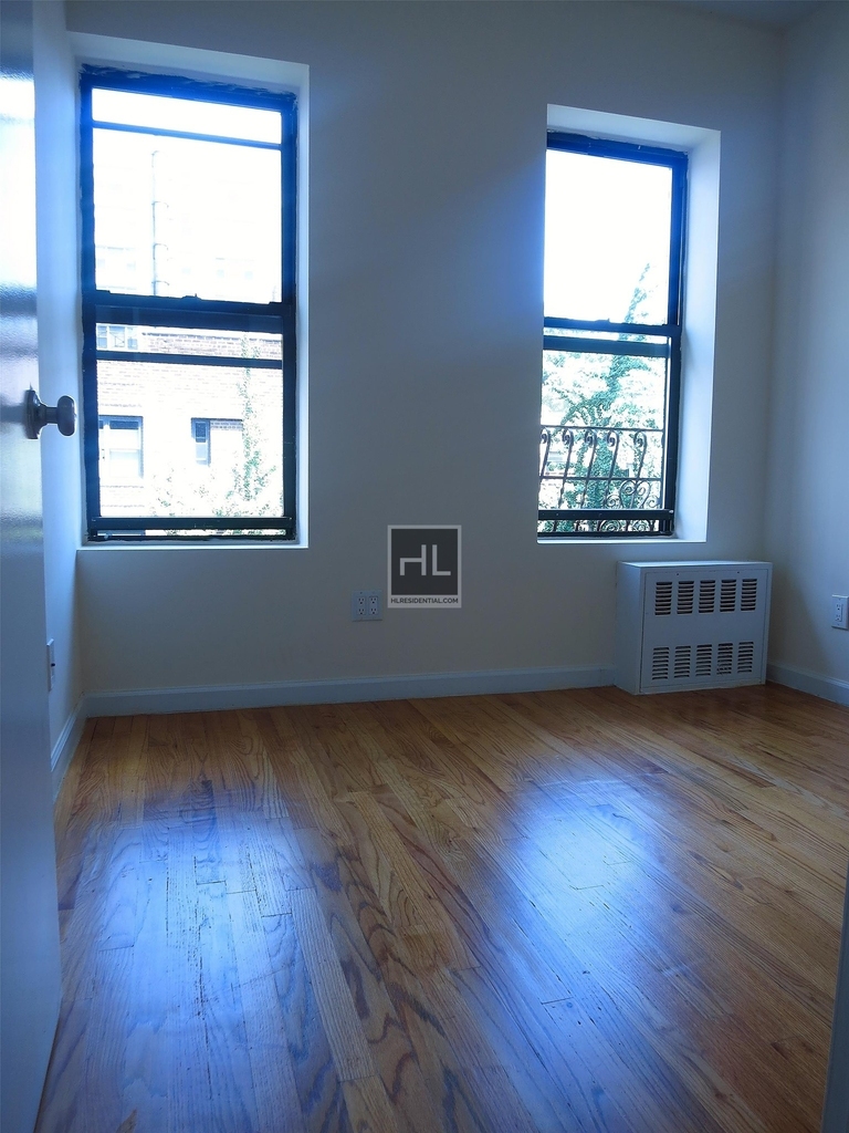 East 82nd Street - Photo 1