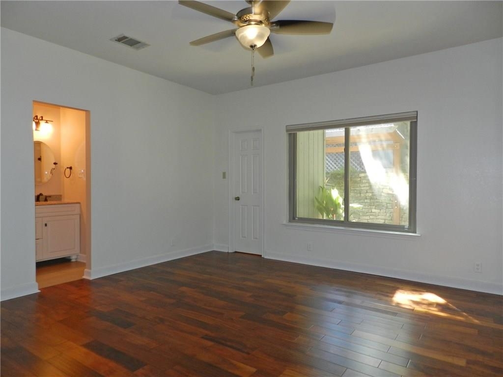 105 Fallbrook Ct - Photo 11