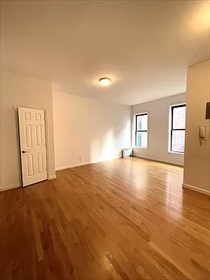 48 West 73rd Street - Photo 1